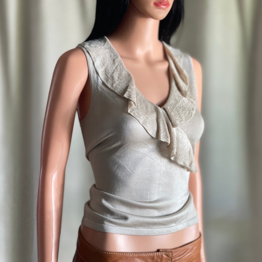 Ann Taylor Silk Blend Ruffle V-Neck Sleeveless Knit Top Champagne Coquette Sz XS